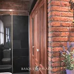 Séjour chez l'habitant Basque Palace, Mansion Con Jardin, Barbacoa, Gimnasio, Piscina, Sauna