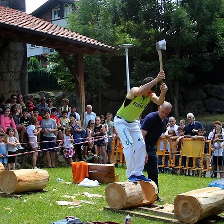 Basque Palace, Mansion Con Jardin, Barbacoa, Gimnasio, Piscina, Sauna *