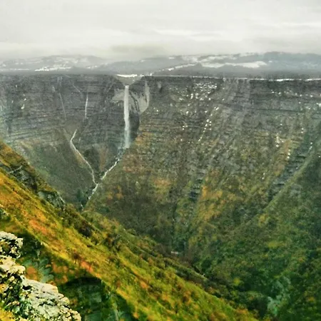 ホームステイ Basque Palace, Mansion Con Jardin, Barbacoa, Gimnasio, Piscina, Sauna *