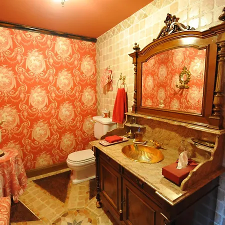 Basque Palace, Mansion Con Jardin, Barbacoa, Gimnasio, Piscina, Sauna ホームステイ