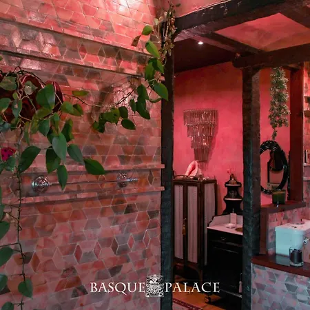 Basque Palace, Mansion Con Jardin, Barbacoa, Gimnasio, Piscina, Sauna * ムンギア